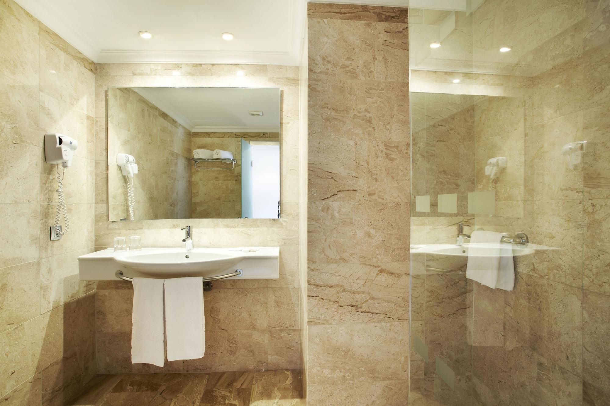 Grupotel Montecarlo 4*